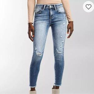 Buckle KanCan Light Blue Distressed Ankle Jeans